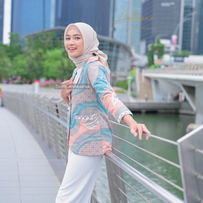 Batik Antasena - Blazer Batik Wanita Kawung Samudra