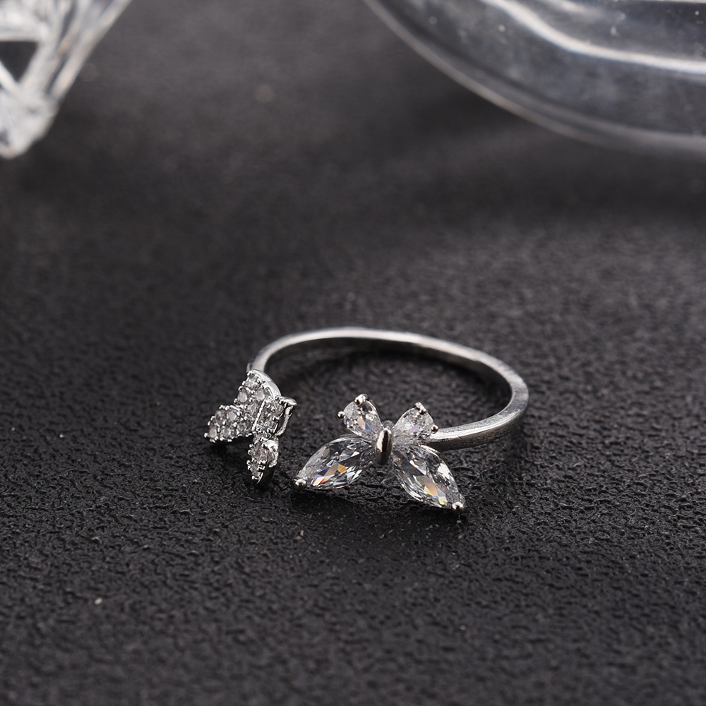 Hadiah Yang Indah Elegan Cincin Jari Cincin Pesta Cincin Bertatahkan Zirkon Minimalis Sederhana Korea Mengkilap Lucu Kristal Kupu-Kupu Wanita Perempuan Pernikahan Fashion Perhiasan Adjustable Open