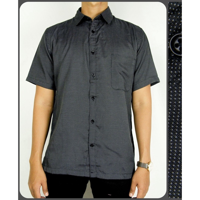 Kemeja Pria Reguler Stanley Adams Lengan Pendek Hitam Motif Bintik 26 | Kemeja Branded Original 100% Matahari | Hem Pria Reguler