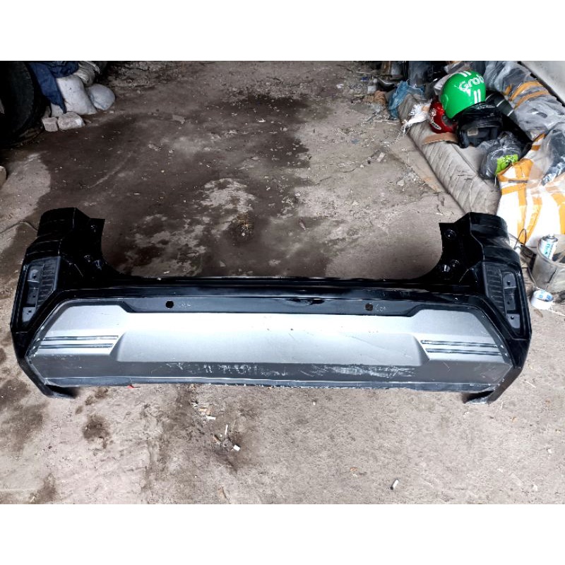 bemper bumper belakang xpander 2022