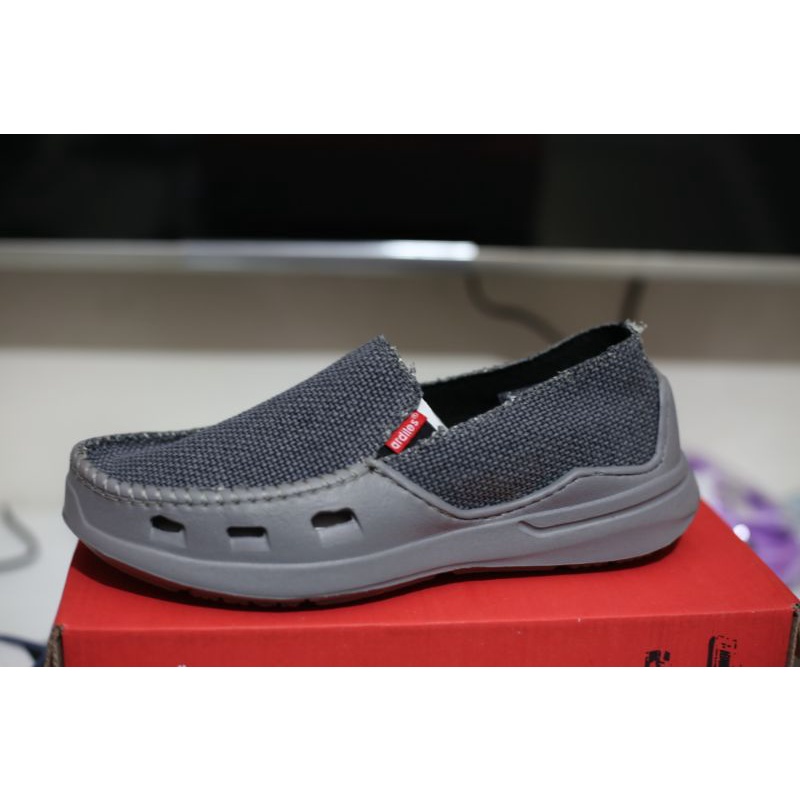 Sepatu slip on pria ardiles original terbaru sepatu slip on pria rajut