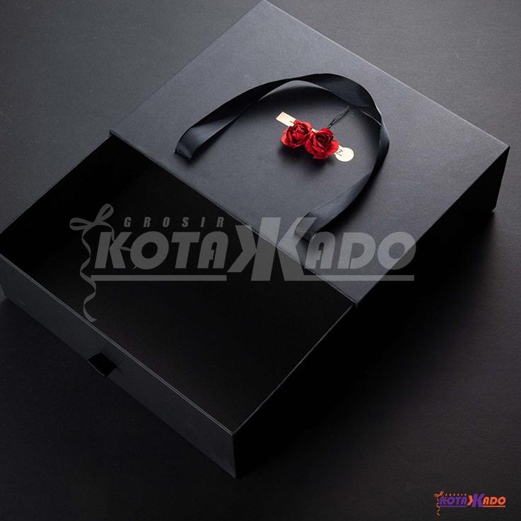 

(P[8O]➸) Box Kado Kotak Kado Hampers Hamper Hard Box Gift Box HardBox Besar Hadiah Ulang Tahun KL8 paling laris