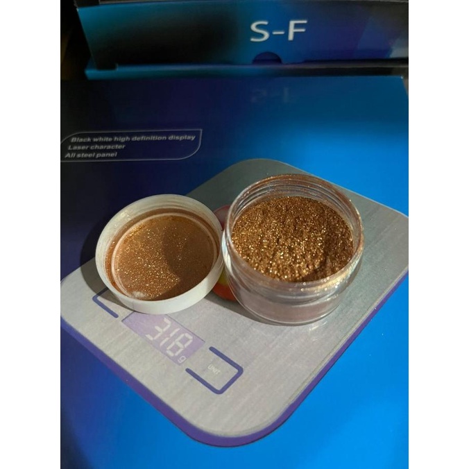 

Model Baru - Bakindo Edible Glitter Gold Silver Aman Dikonsumsi Kemasan 5Gram ~