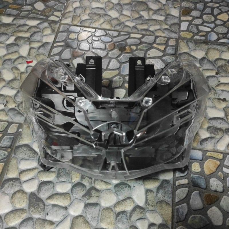 Mika Batok Lampu depan Vario  125 New K2V 2023 2024 Original