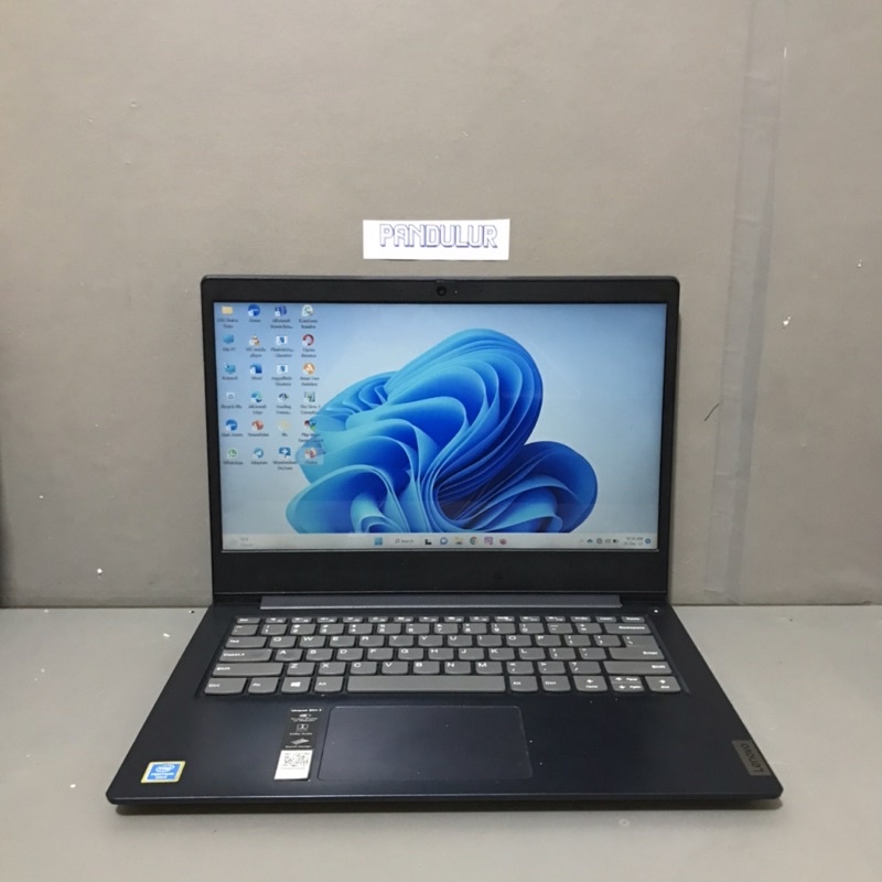 LENOVO IDEAPAD SLIM 3 / pentium gold 6405U 4GB/256SSD