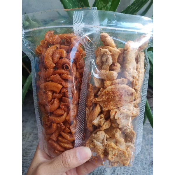 

makaroni dan basreng