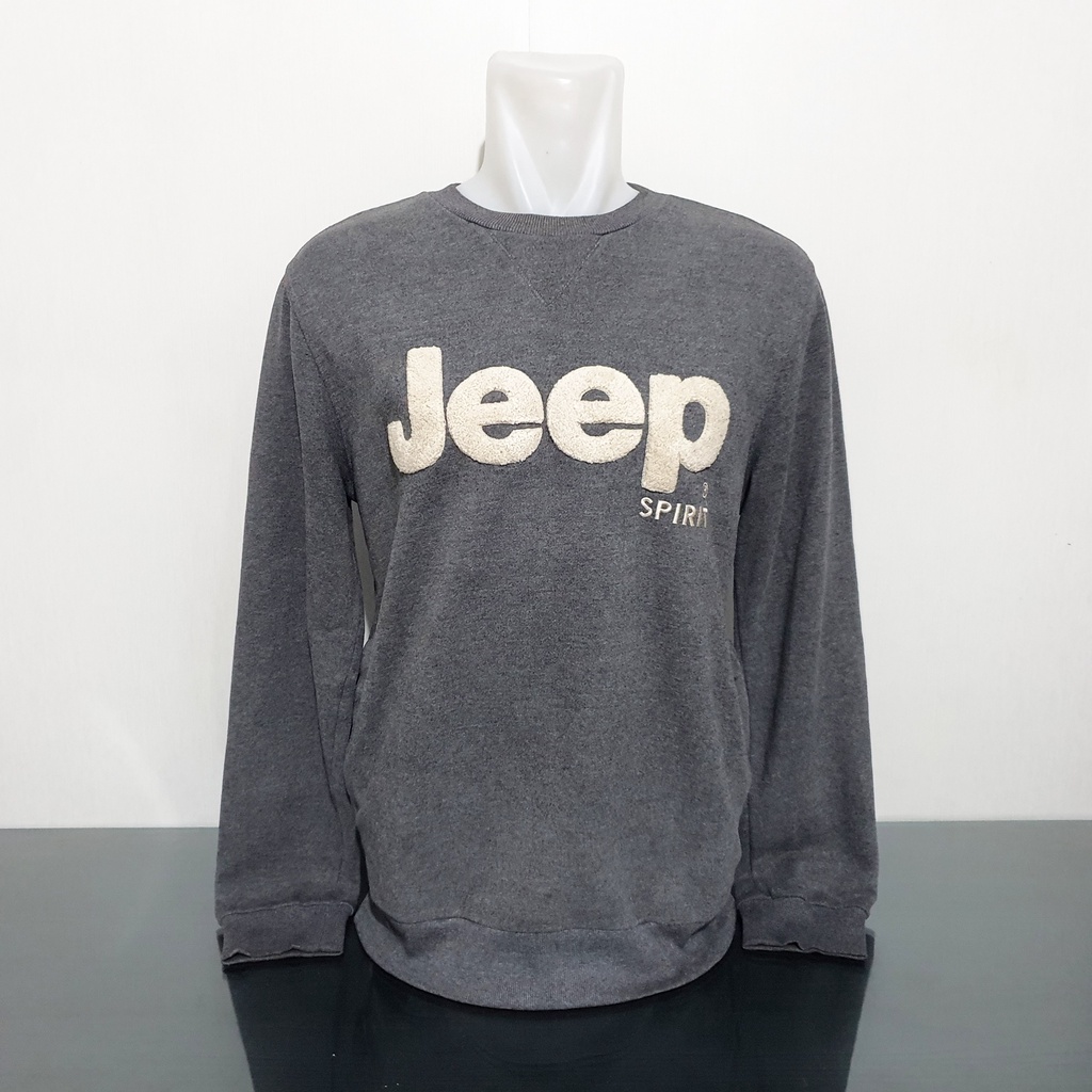 Baju Kaos Sweater JEEP - Size M - Lebar Dada 52 cm - Original 100%