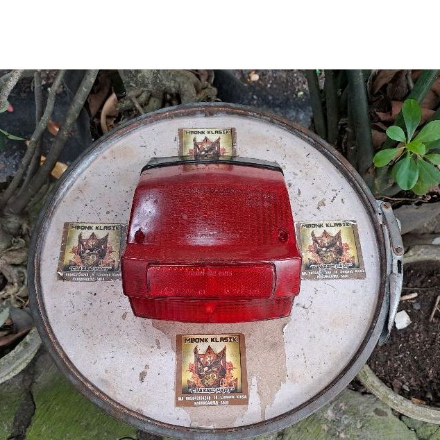 stoplamp dgm triom vespa px exclusive ps strada aom ORIGINAL stoplamp vespa px 150 sport stoplamp ve