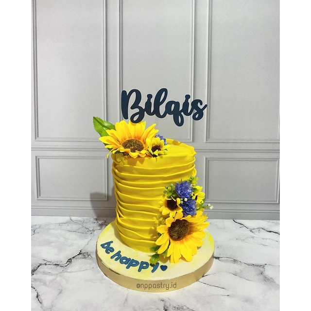 

SUNFLOWER CAKE