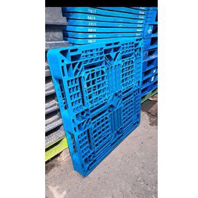 

palet plastik 105*105*15
