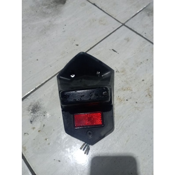 cover spakbor belakang(mata kucing) vario 125 old bolham kzr original
