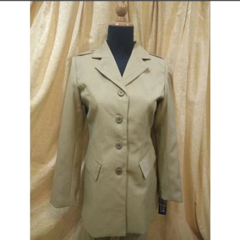 Blazer Krem Pemda Tatum by Itang Yunasz