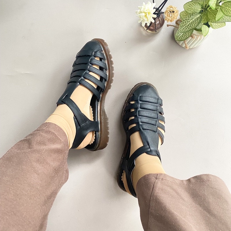 CELLINE DOCMART - Sepatu wanita/ sandals wanita