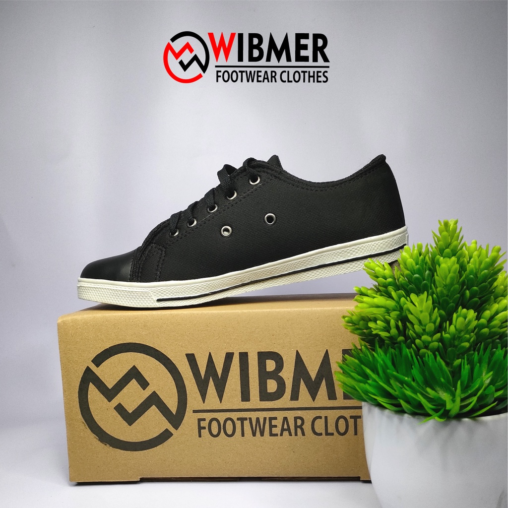 sepatu sekolah / sepatu pendek hitam / sepatu low hitam murah / sepatu sneaker hitam murah