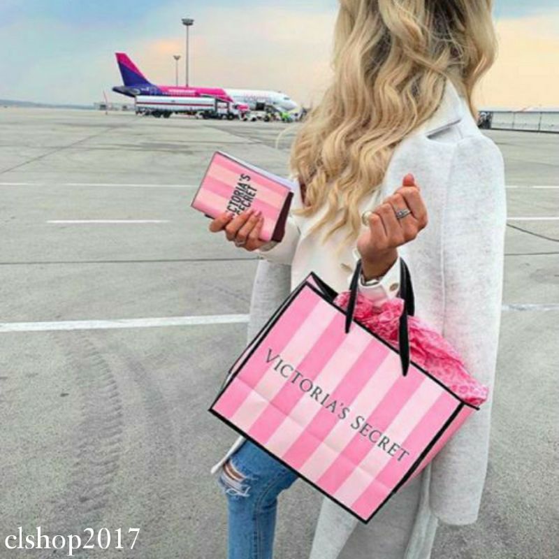 ON SALE!❤VICTORIA'S SECRET VS PAPER BAG SIZE M UKURAN SEDANG GARIS-GARIS MERAH MUDA KANTONG KERTAS GOODIE BAG BINGKISAN BUNGKUSAN