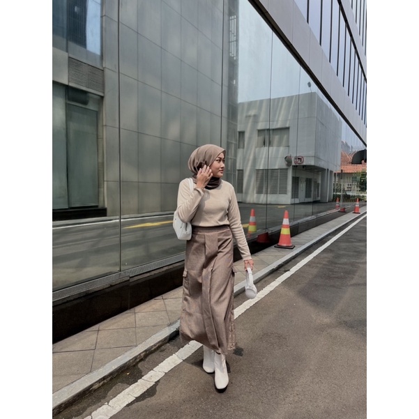 Capri midi skirt (midi skirt- skirt- y2k)