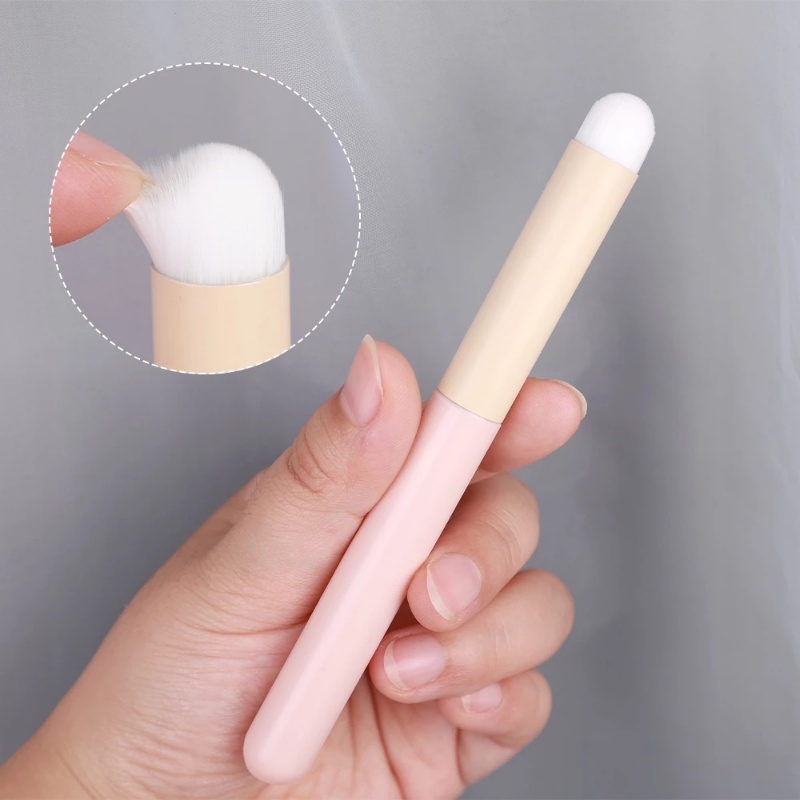 Kuas Concealer Foundation Brush Lipstik Kuas Bibir Makeup Brushes Air Cushion Lembut Portable Alat Makeup Sponge Concealer Brush Mushroom Head Puff Kepala Bulat Kecil Brush Foundation