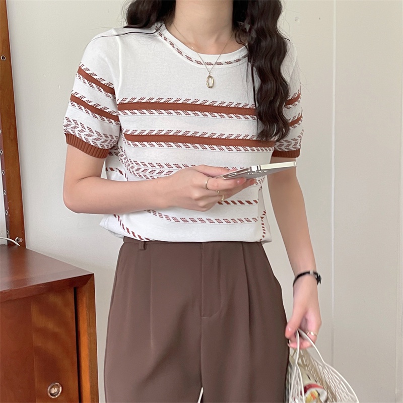 baju atasan wanita/lengan pendek stripe crop top/korean style import kekinian kaos pendek