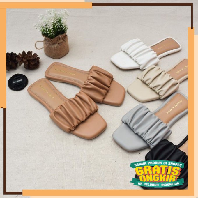 GEBYAR AKHIR TAHUN PROMO Charles & Keith sandal teplek wanita sol karet import CK 009