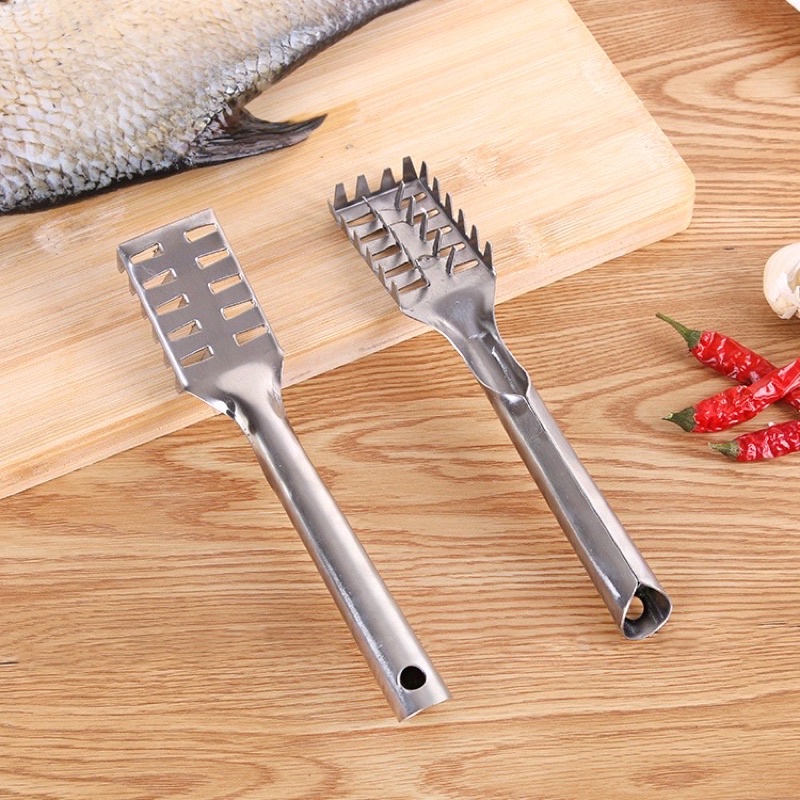 PEMBERSIH SISIK IKAN STAINLESS STEEL - ALAT SERUTAN PISAU SISIK IKAN - PEELER SISIK IKAN STAAINLESS - PEMBERSIH SISIK IKAN SERBAGUNA ANTI  KARAT