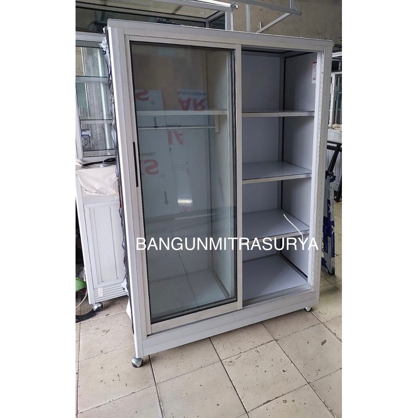 Lemari Pakaian / Mukenah + Baju / Buku Uk P.1m L.50 T.150 Roda Biasa Warna Silver ACP Putih Pintu Ka