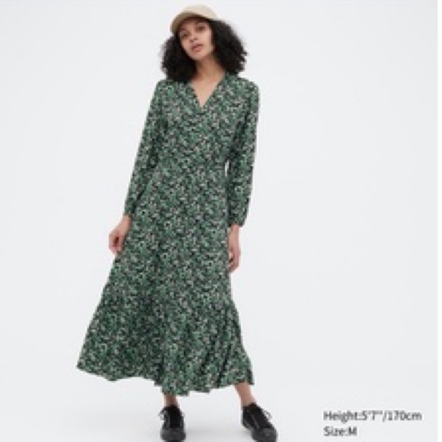 Uniqlo Printed V Neck 3/4 Sleeve Flare Dress Size M Preloved