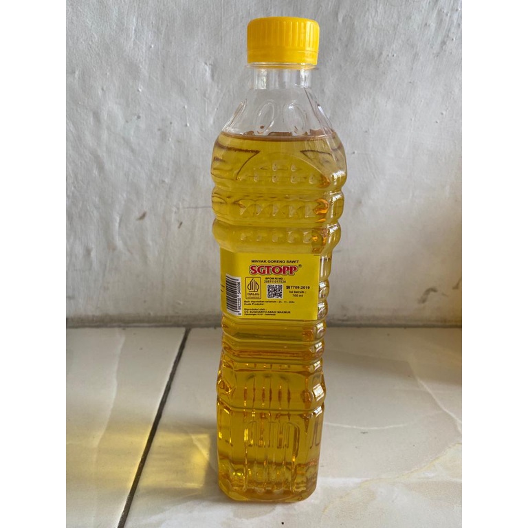 Minyak Goreng Kemasan SGTOPP 900 ml / 800 ml / 700 ml Refill Pouch, Botol