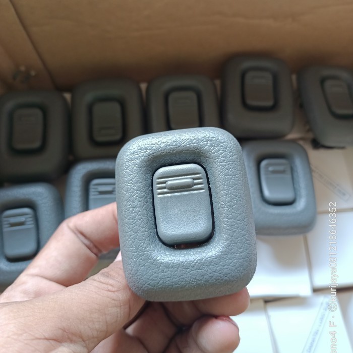 Switch Saklar Power Window Daihatsu Luxio Pintu Tengah #Original