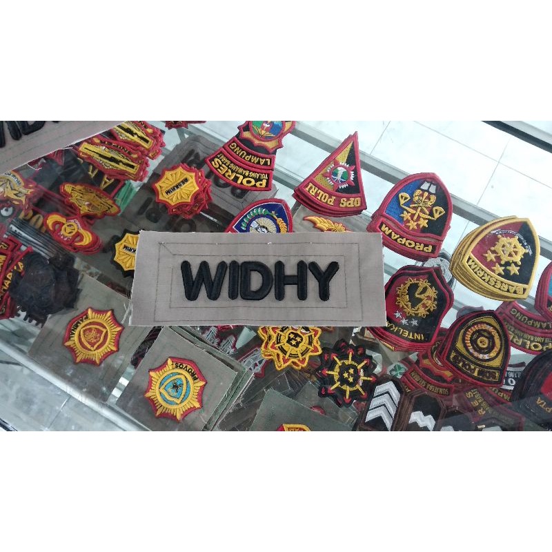 Nama Polri Timbul / Tulisan Polri