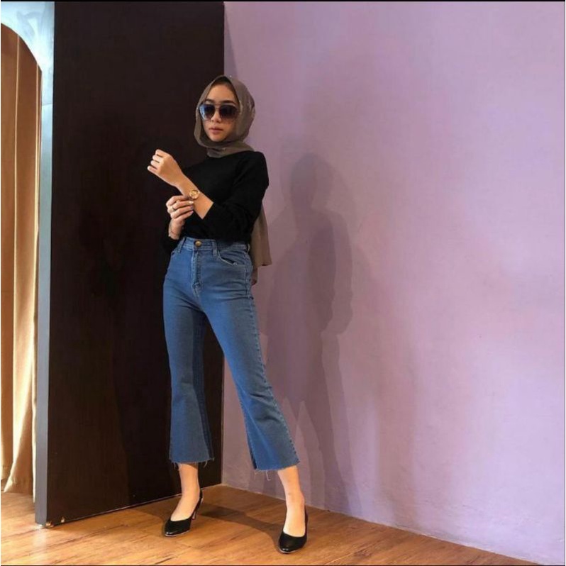 CELANA JEANS CUTBRAY WANITA CELANA JEANS CUTBRAY 7/9 AIX