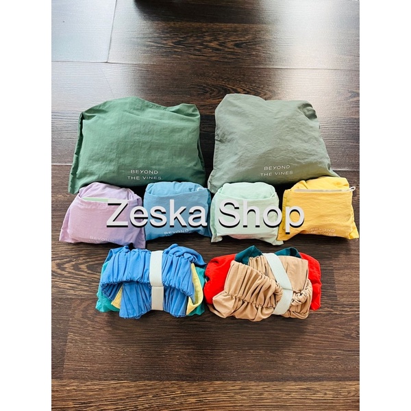 Beyond The Vines Colourblock Micro Dumpling Bag