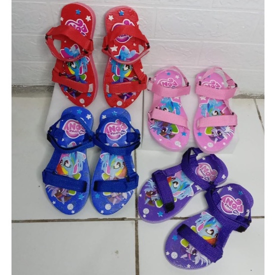 Sandal Tali Gunung Anak Perempuan Terbaru