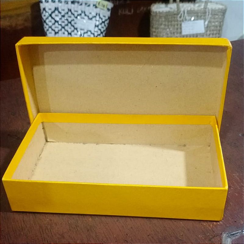 

Gift box kotak kado B02 11x18x3.5cm