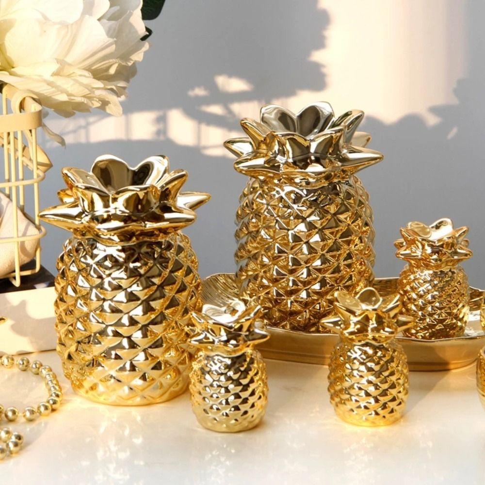 [Elegan] Ornamen Nanas Mudah Dibersihkan Electroplated Ceramic Gold Pineapple Desain Sederhana Hadiah Chaperone Gaya Nordic Alat Peraga Dekorasi