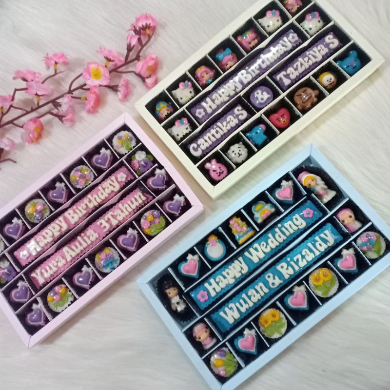 

Cokelat kado KS-28 ulangtahun dan wedding