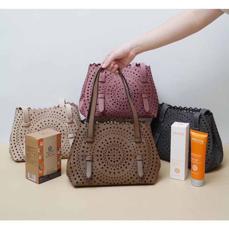 Orizen 6 box Free Bag Alaia