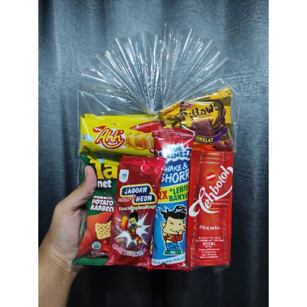 

Bingkisan Snack Ulang Tahun / Snack Ultah Murah / Hampers Ultah