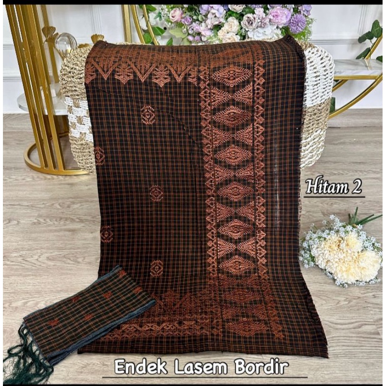 Kamen endek Lasem bordir