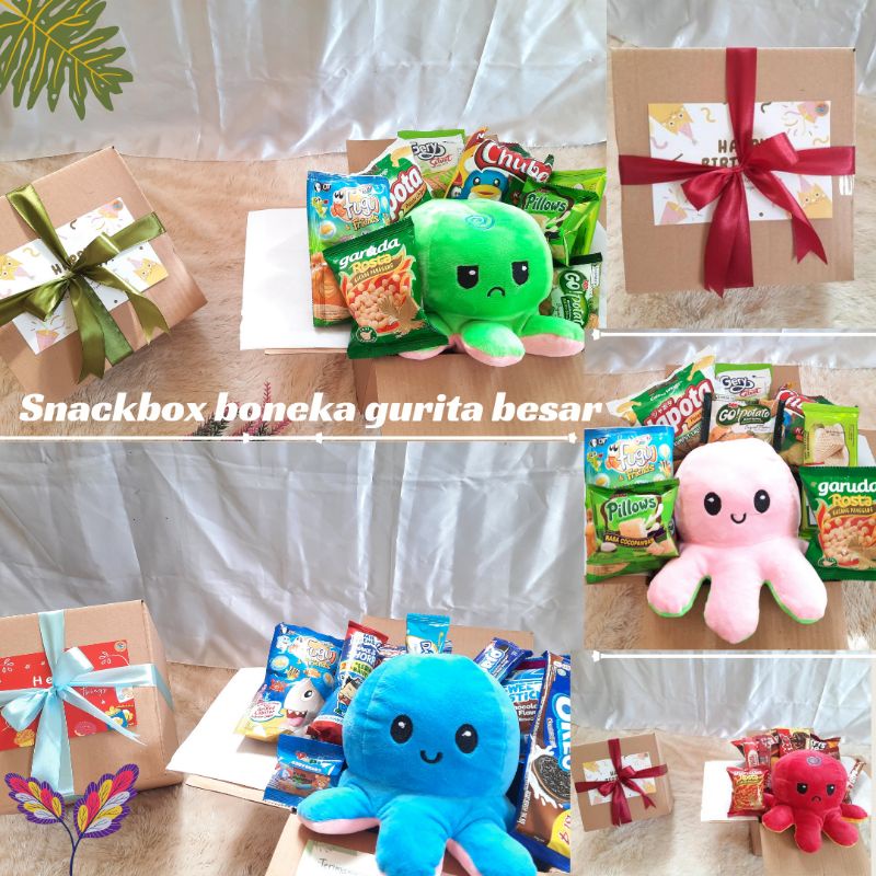 

SNACKBOX / SNACKBOX BONEKA GURITA BESAR / BIG OCTOSNACKBOX / SNACKBOX DENGAN BONEKA GURITA BESAR / GIFTBOX SNACK DAN BONEKA GURITA / HAMPERS SNACK / HADIAH ULANG TAHUN / KADO WISUDA SIDANG