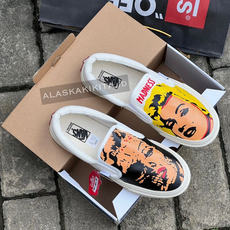 Sepatu Vans Slip On Madness Made In China Unisex Pria Wanita "import quality" Bonus Kaos Kaki
