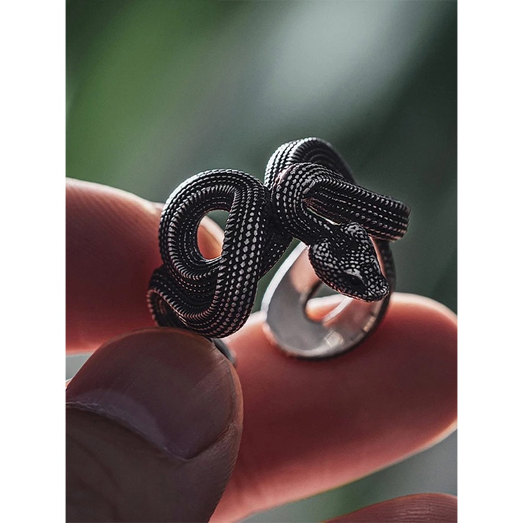 Vintage Viper Ring Adjustable Rattlesnake Ring Cincin Pria Dan Wanita Gaya Kepribadian Hewan Ular Cincin Gelap Punk Tiga Dimensi Snake Ring