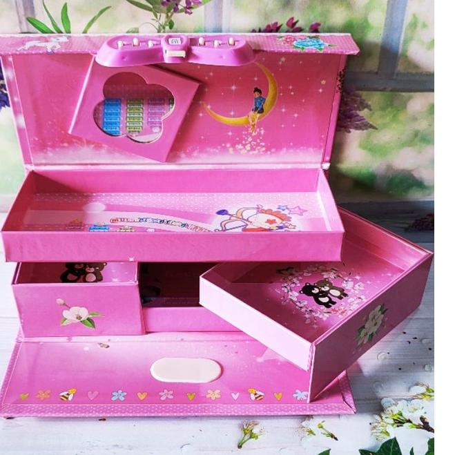 

Berkualitas TEMPAT PENSIL ANAK PEREMPUAN KODE SUSUN 3 TEMPAT PENSIL ANAK PEREMPUAN ADA KUNCI TEMPAT PENSIL ADA KODE TEMPAT PENSIL ANAK PEREMPUAN TINGKAT TEMPAT PENSIL ANAK LAKI LAKI TINGKAT ✔