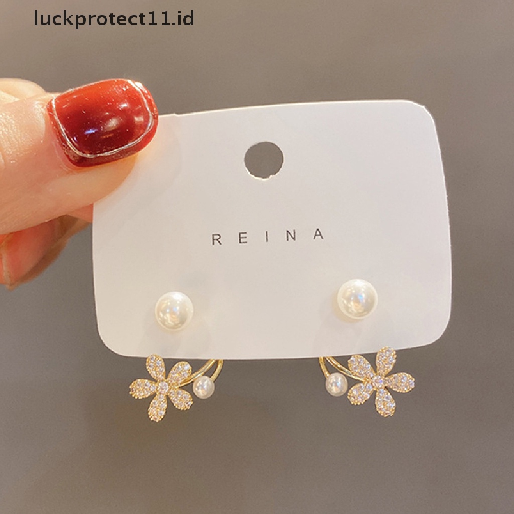 /Fashion Hot// Fashion// Anting Tusuk Bunga Mutiara Imitasi Gaya Korea/Wanita Fashion Perhiasan Elegan Ornamen Pernikahan.