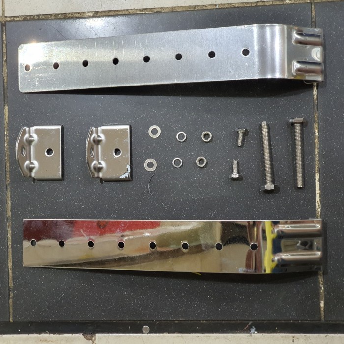 Breket Lampu Universal Atap Mobil #Original