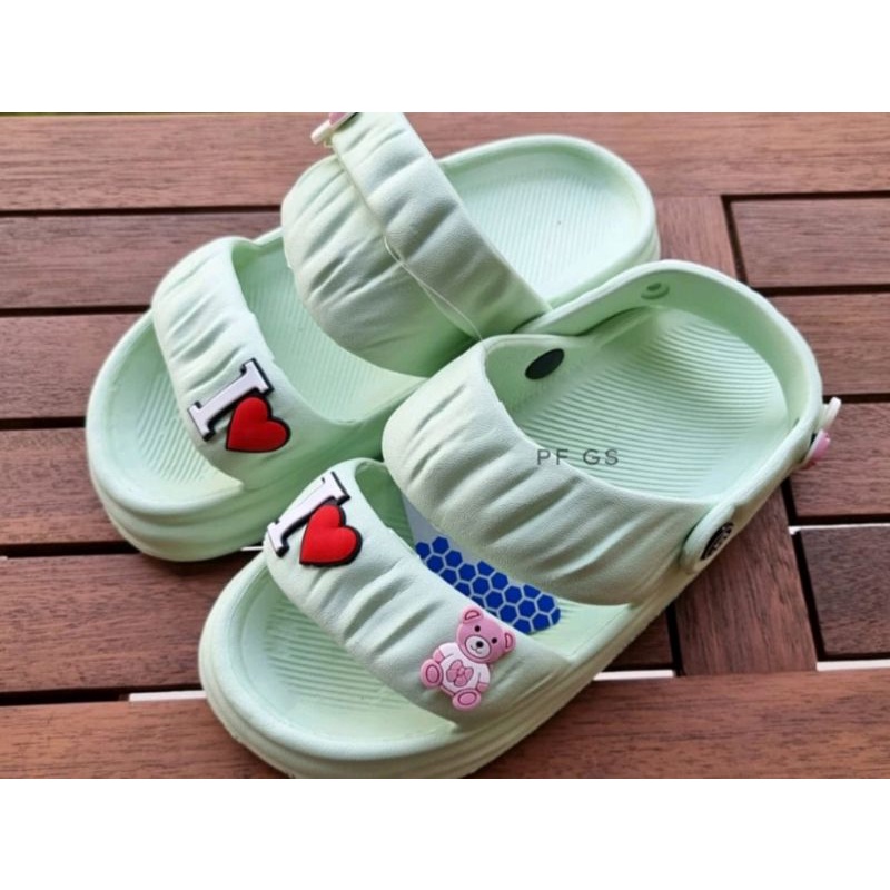 Sandal Gunung Dewasa size 36 -40 Vral Hobbits Ringan, tebal, exclusive, elegan, kekinian terbaru