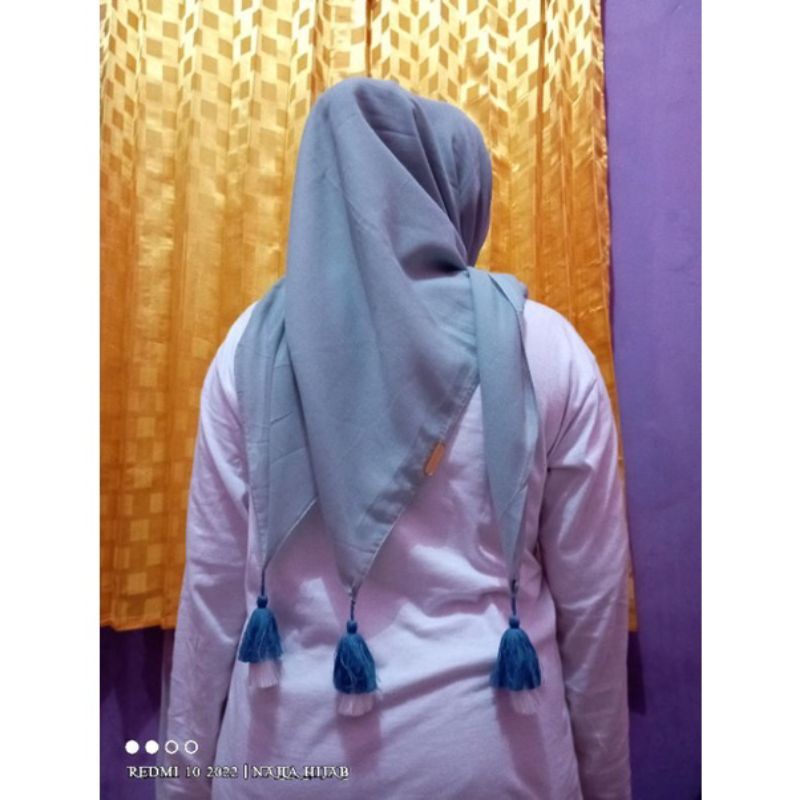 Hijab paris/hijab tassel 2 susun by najla hijab