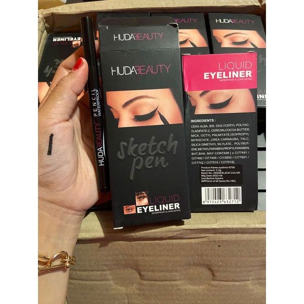 EYELINER HUDA BEAUTY