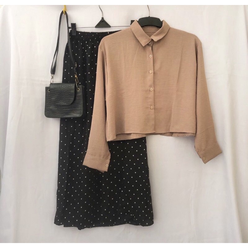 ONE SET ROK POLKA KEMEJA CROP CRINKLE