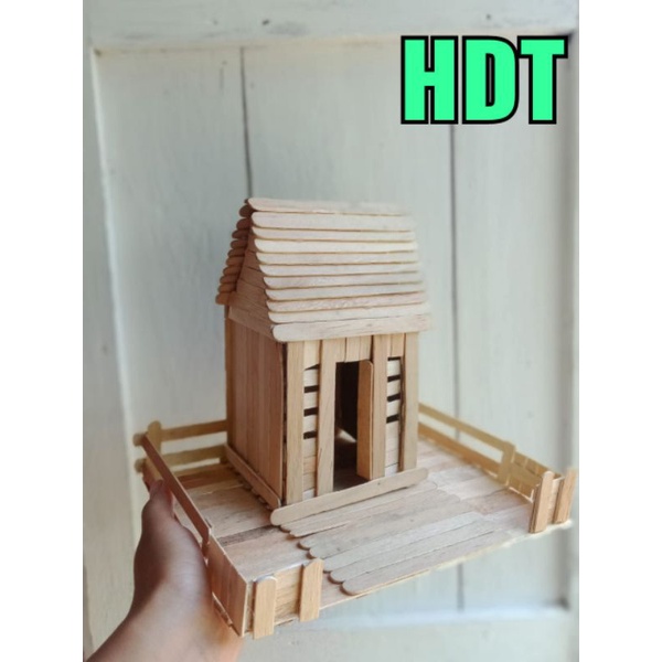 

prakarya dari stik es krim bentuk rumah/kerajinan tangan tempat pensil bisa costum nama,kesenian,ATK,peralatan belajar,alat tulis sekolaah,tempat pensil,tempat alat tulis karakter,foto paraloid,frame foto,desain,buku,alat tulis,pensil karakter,polpen,