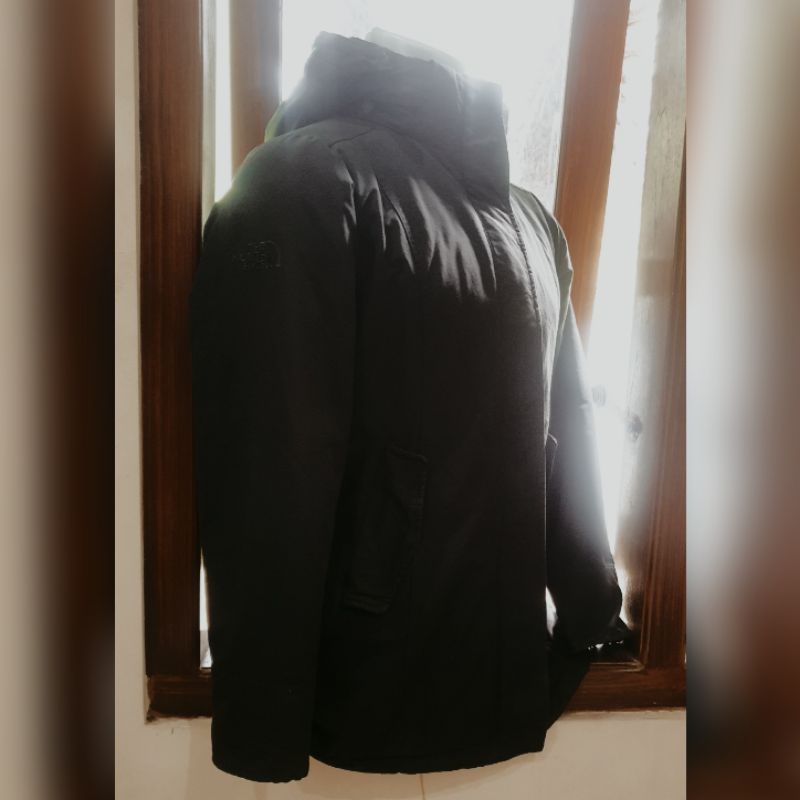 Jaket Ourdoor TNF McMurdo 600 Fill Recycled Waterfowl Down Second Original